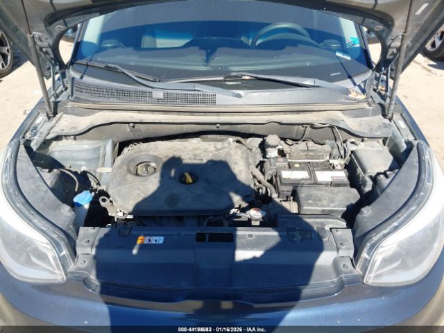 2018 KIA SOUL KNDJP3A56J7625331 Photo 9