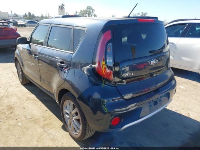 2018 KIA SOUL KNDJP3A56J7625331 Photo 2