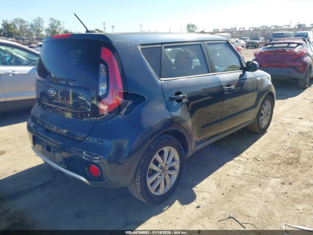 2018 KIA SOUL KNDJP3A56J7625331 Photo 3