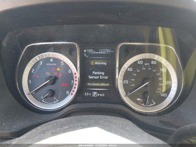 1N6AA1E62HN565270 Nissan TITAN SV