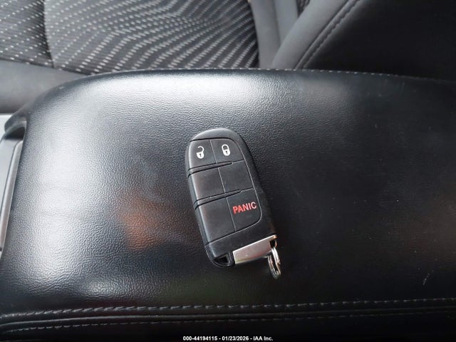3C4PDDAG0GT124949 Dodge JOURNEY SE