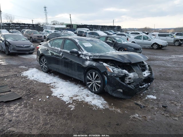 1N4BL4CV5MN338863 auction archive image