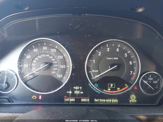 44194200 :رقم المزاد ، WBA3B1G5XFNT04539 vin ، 2015 Bmw 320i مزاد بيع