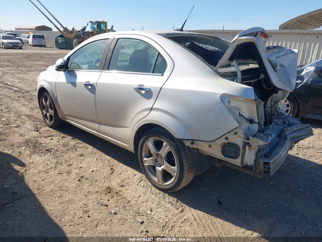 1G1JE5SG2E4154277 Chevrolet Sonic Ltz Auto