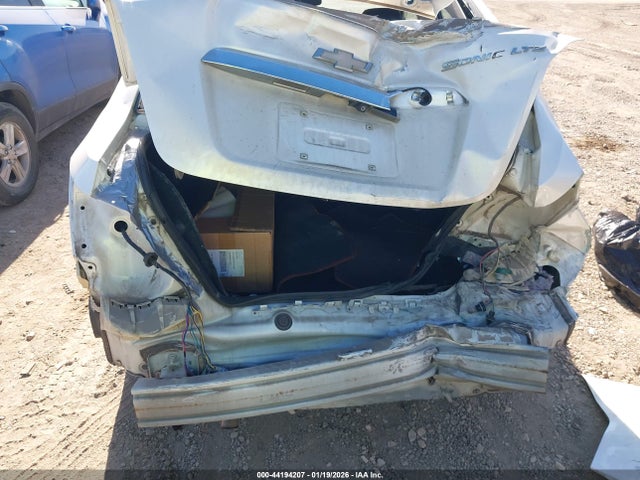 1G1JE5SG2E4154277 Chevrolet Sonic Ltz Auto