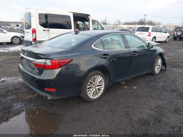 44194229 :رقم المزاد ، 58ABK1GG4GU006239 vin ، 2016 Lexus Es 350 مزاد بيع