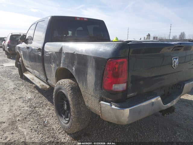 44194251 :رقم المزاد ، 3C63R3CL6HG766744 vin ، 2017 Ram 3500 Tradesman  4x4 6'4 Box مزاد بيع
