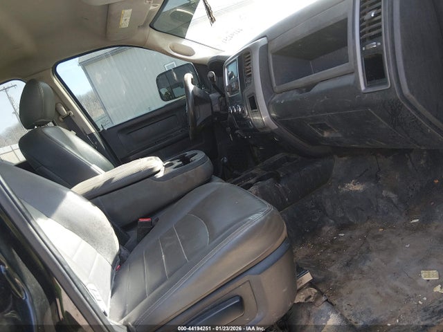 44194251 :رقم المزاد ، 3C63R3CL6HG766744 vin ، 2017 Ram 3500 Tradesman  4x4 6'4 Box مزاد بيع