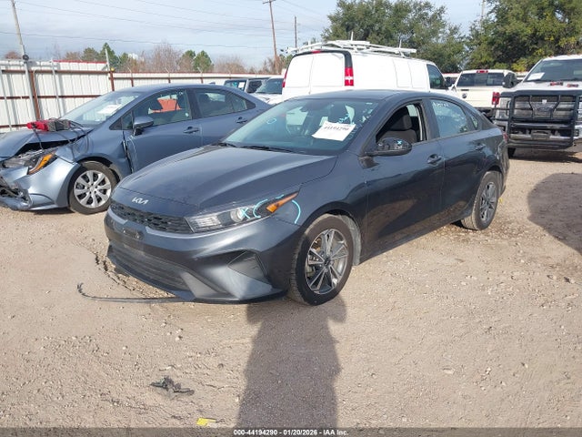 3KPF24AD5RE798982 KIA Forte Lxs