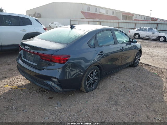 3KPF24AD5RE798982 KIA Forte Lxs