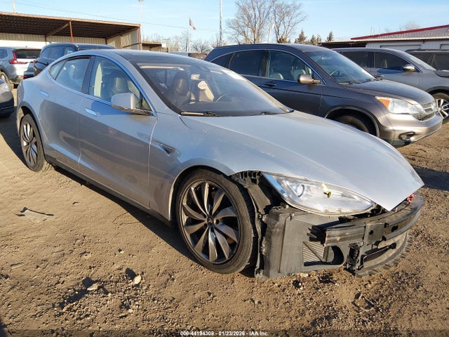2015 TESLA MODEL S 5YJSA4H25FFP68750 Photo 0