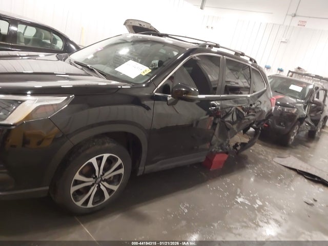 2024 Subaru Forester Limited მანქანა იყიდება აუქციონზე, vin: JF2SKALC8RH468301, აუქციონის ნომერი: 44194315