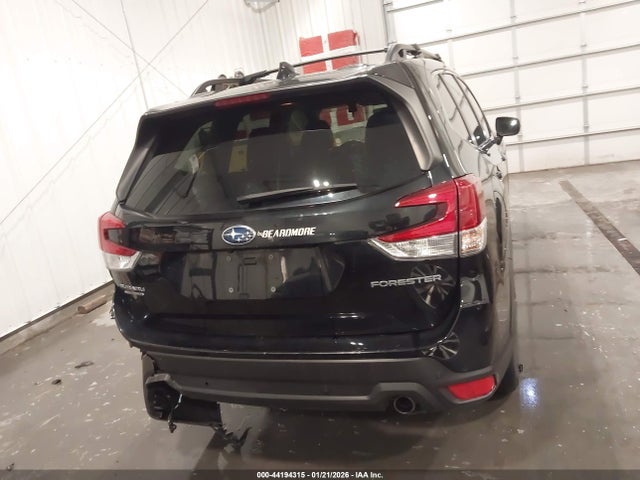 2024 Subaru Forester Limited მანქანა იყიდება აუქციონზე, vin: JF2SKALC8RH468301, აუქციონის ნომერი: 44194315
