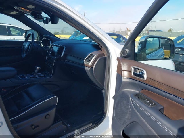 Продаж на аукціоні авто 2017 Jeep Grand Cherokee Overland 4x4, vin: 1C4RJFCG3HC843359, номер лоту: 44194373