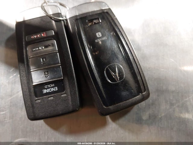5J8YD4H83KL003700 Acura Mdx Advance Pkg