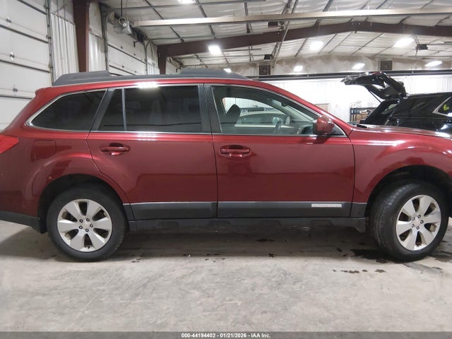 44194402 :رقم المزاد ، 4S4BRCAC9C3276748 vin ، 2012 Subaru Outback 2.5i مزاد بيع