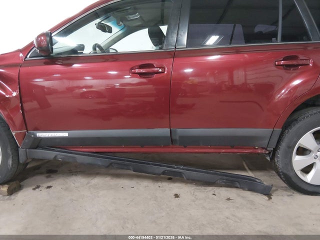 44194402 :رقم المزاد ، 4S4BRCAC9C3276748 vin ، 2012 Subaru Outback 2.5i مزاد بيع