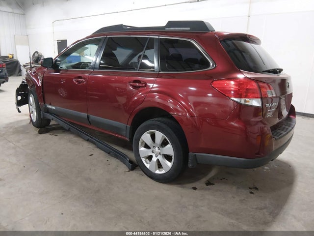 44194402 :رقم المزاد ، 4S4BRCAC9C3276748 vin ، 2012 Subaru Outback 2.5i مزاد بيع