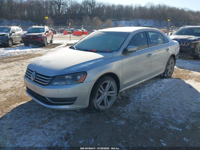 2014 VOLKSWAGEN PASSAT 1VWBH7A35EC008309 Photo 1