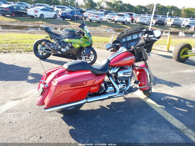 2019 HARLEY-DAVIDSON FLHX 1HD1KBC14KB645805 Photo 3