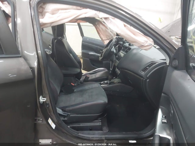 2018 MITSUBISHI OUTLANDER SPORT JA4AR3AW6JZ012076 Photo 4