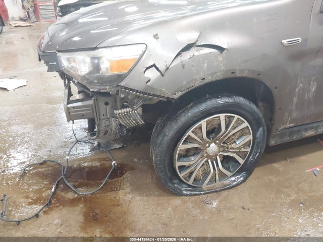 2018 MITSUBISHI OUTLANDER SPORT JA4AR3AW6JZ012076 Photo 5