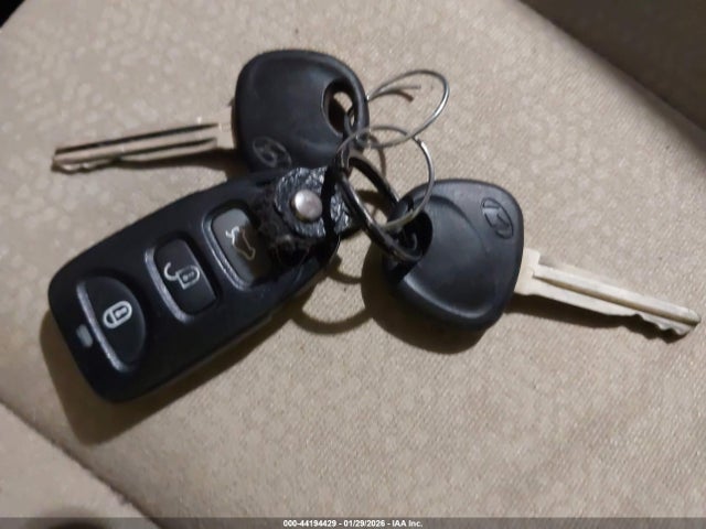 2010 HYUNDAI ELANTRA KMHDU4AD7AU068302 Photo 10