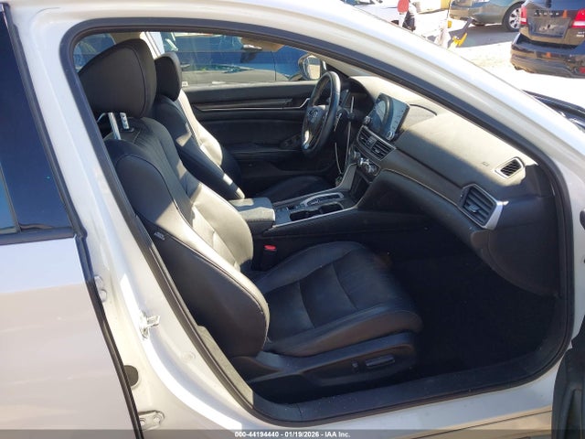 1HGCV3F54JA009168 Honda Accord Hybrid Ex-l