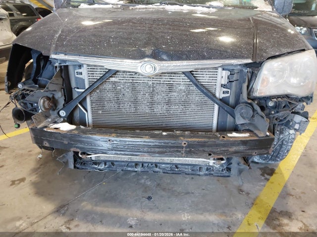 44194448 :رقم المزاد ، 2A4RR8D11AR381051 vin ، 2010 Chrysler Town & Country Touring Plus مزاد بيع