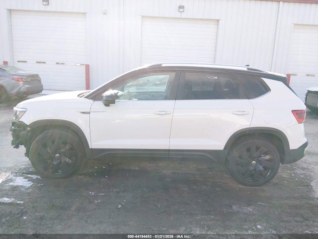 44194453 :رقم المزاد ، 3VVVX7B21RM071325 vin ، 2024 Volkswagen Taos 1.5t Se مزاد بيع