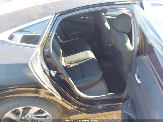 Honda CIVIC EX 2017 2HGFC2F70HH504428 Image 8