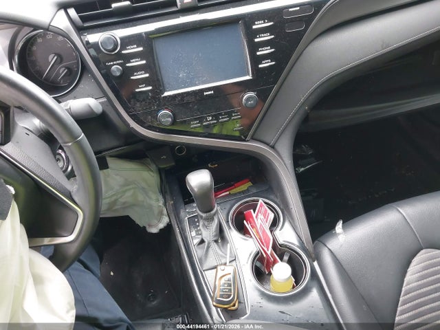 2020 TOYOTA CAMRY 4T1G11AK9LU988597 Photo 10
