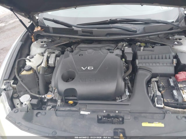 1N4AA6AP9HC393576 Nissan Maxima 3.5 Sv