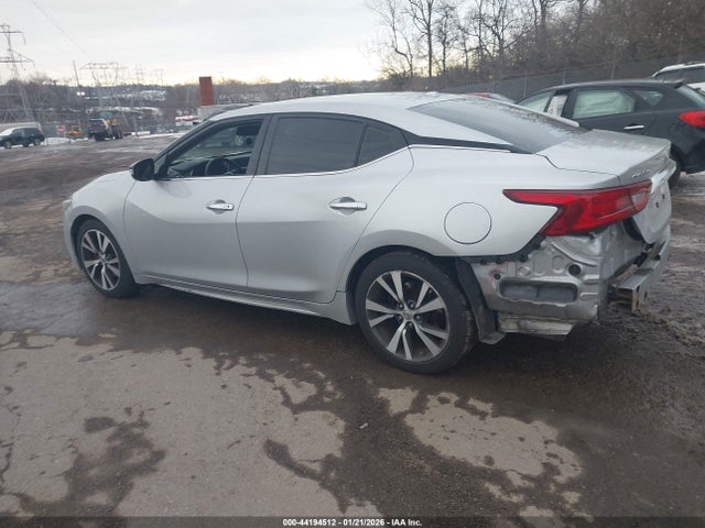 1N4AA6AP9HC393576 Nissan Maxima 3.5 Sv