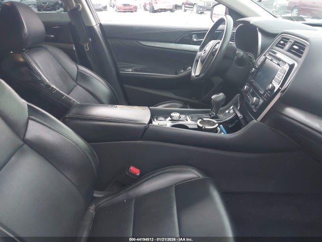 1N4AA6AP9HC393576 Nissan Maxima 3.5 Sv