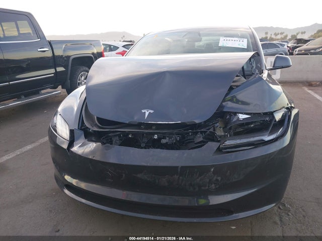 5YJ3E1EB8SF076911 Tesla Model 3 Long Range All-wheel Drive
