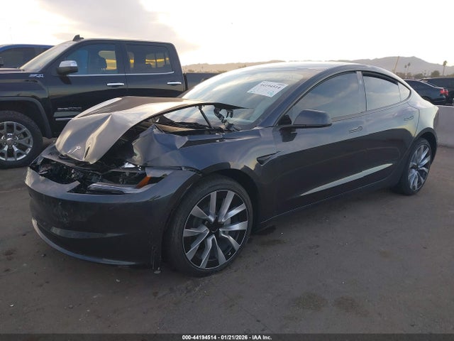 5YJ3E1EB8SF076911 Tesla Model 3 Long Range All-wheel Drive