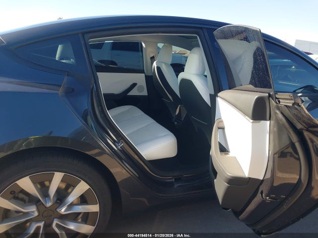 5YJ3E1EB8SF076911 Tesla Model 3 Long Range All-wheel Drive