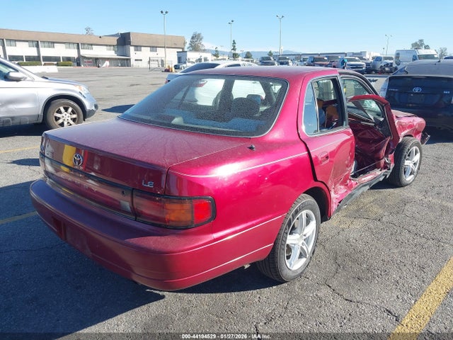 1993 Toyota Camry Le მანქანა იყიდება აუქციონზე, vin: JT2SK12EXP0183864, აუქციონის ნომერი: 44194529