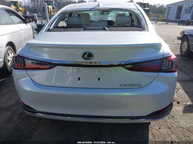 2025 Lexus Es 300h მანქანა იყიდება აუქციონზე, vin: 58ADA1C1XSU070744, აუქციონის ნომერი: 44194558