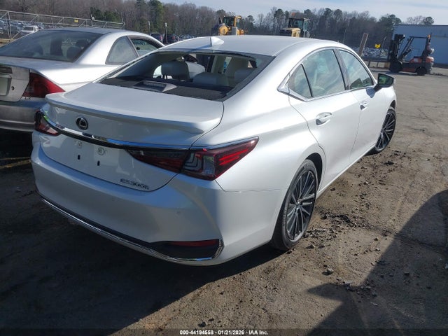2025 Lexus Es 300h მანქანა იყიდება აუქციონზე, vin: 58ADA1C1XSU070744, აუქციონის ნომერი: 44194558