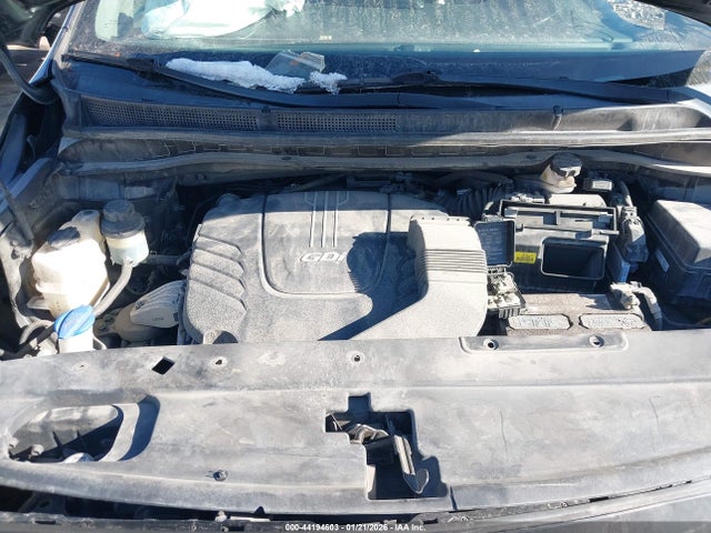 KNDMB5C14H6283752 KIA SEDONA LX