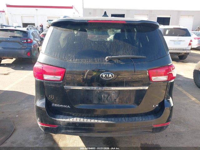 KNDMB5C14H6283752 KIA SEDONA LX