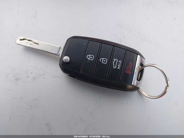 5XXGT4L3XGG049878 KIA Optima Lx