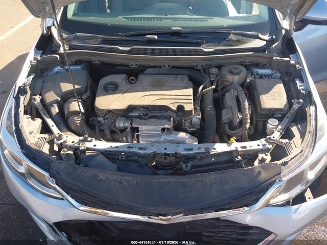 1G1BC5SM2H7147106 Chevrolet Cruze Ls Auto