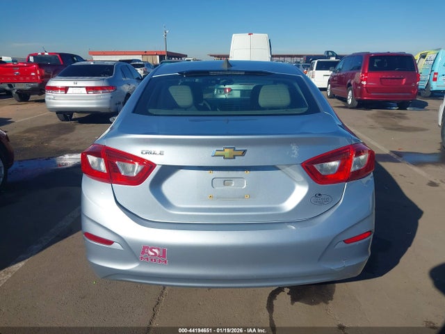 1G1BC5SM2H7147106 Chevrolet Cruze Ls Auto