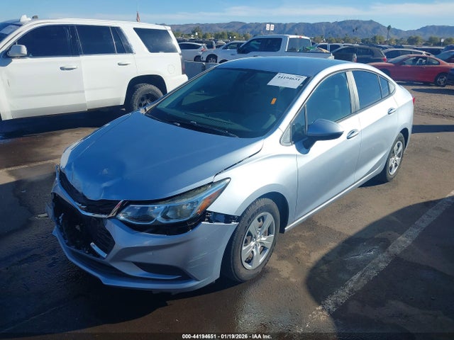 1G1BC5SM2H7147106 Chevrolet Cruze Ls Auto