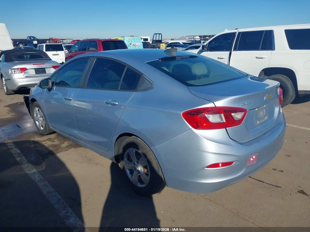 1G1BC5SM2H7147106 Chevrolet Cruze Ls Auto