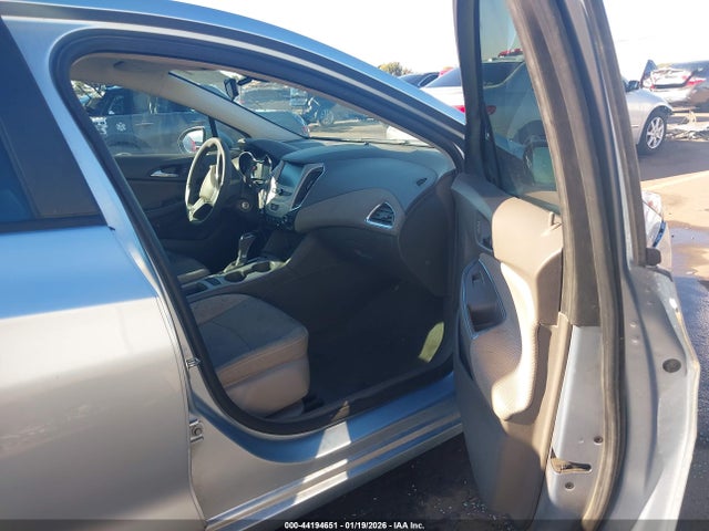 1G1BC5SM2H7147106 Chevrolet Cruze Ls Auto