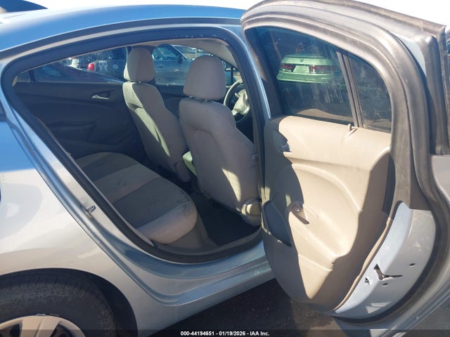 1G1BC5SM2H7147106 Chevrolet Cruze Ls Auto